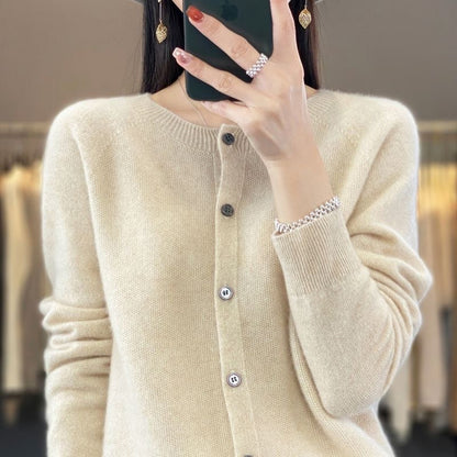 Li - Knitted Comfy Cardigan