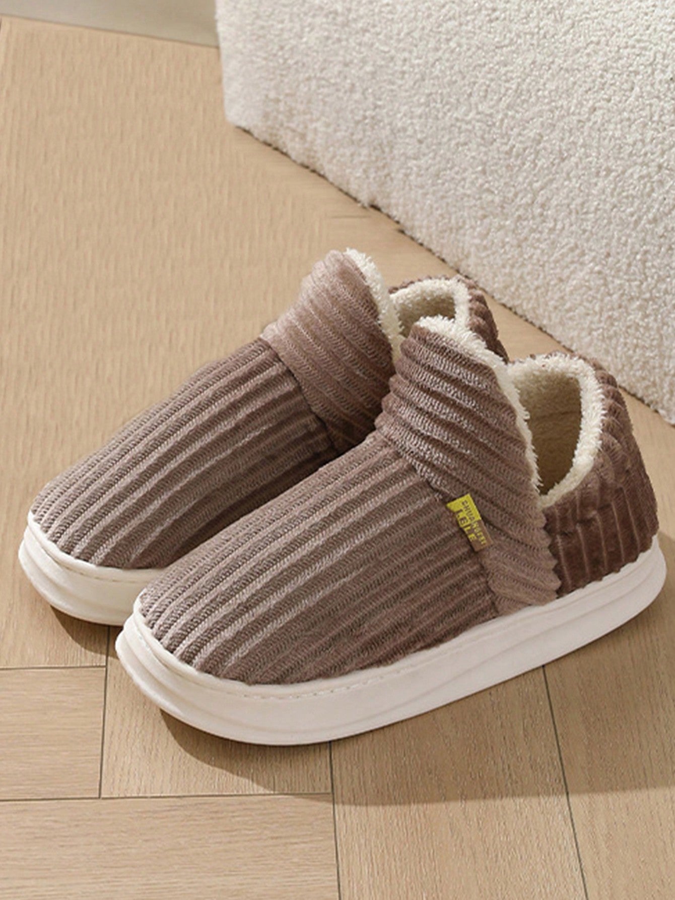 Cozy Fluffy Shoes - LONDON Wardrobe